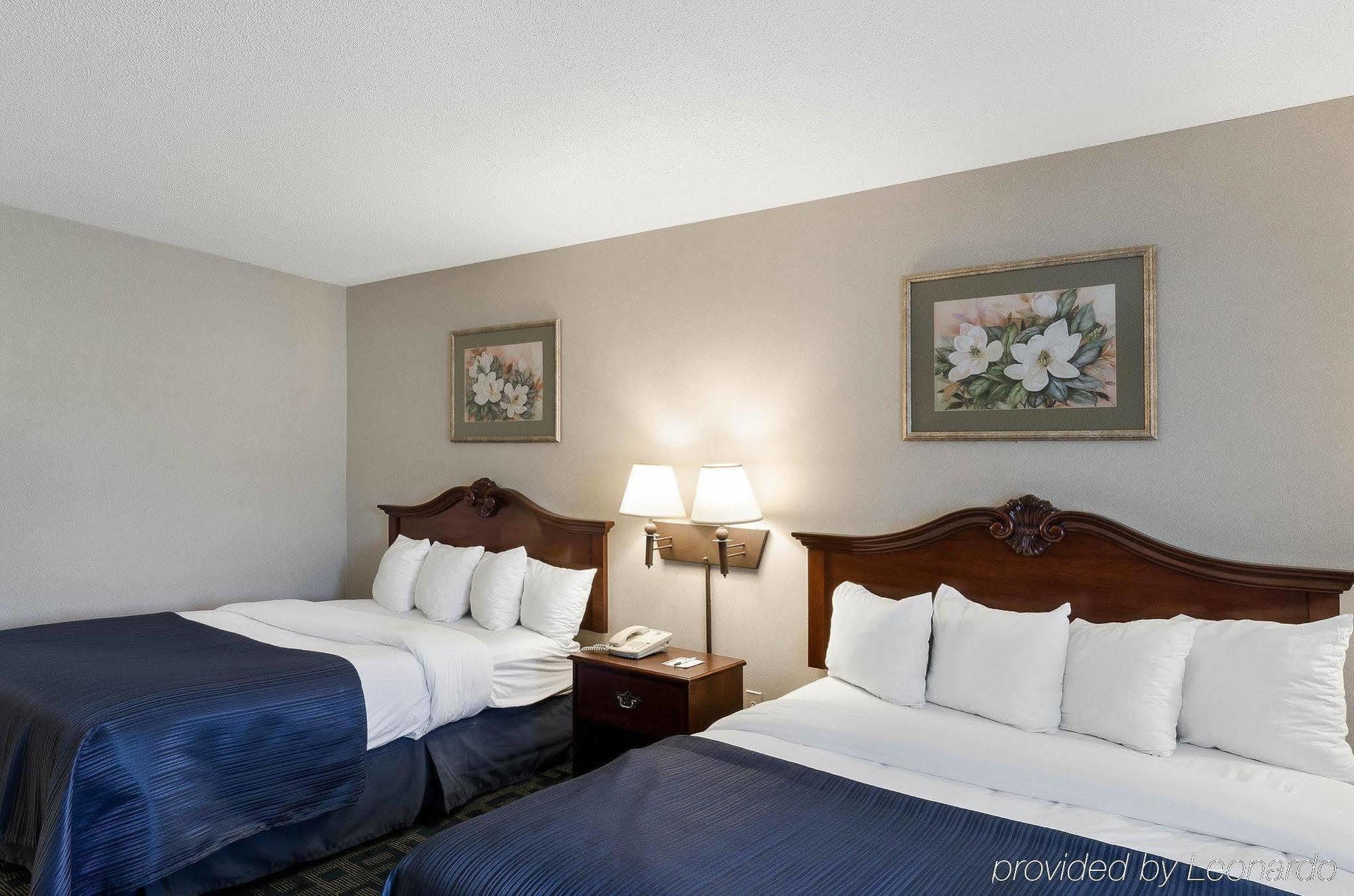 Quality Inn Marlborough Extérieur photo