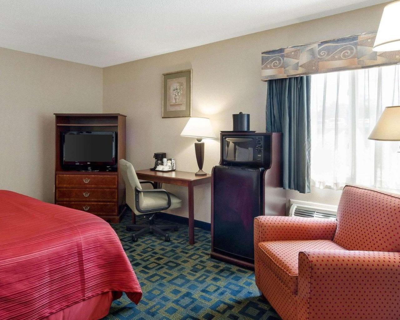 Quality Inn Marlborough Extérieur photo