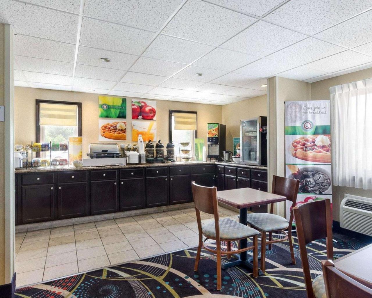 Quality Inn Marlborough Extérieur photo