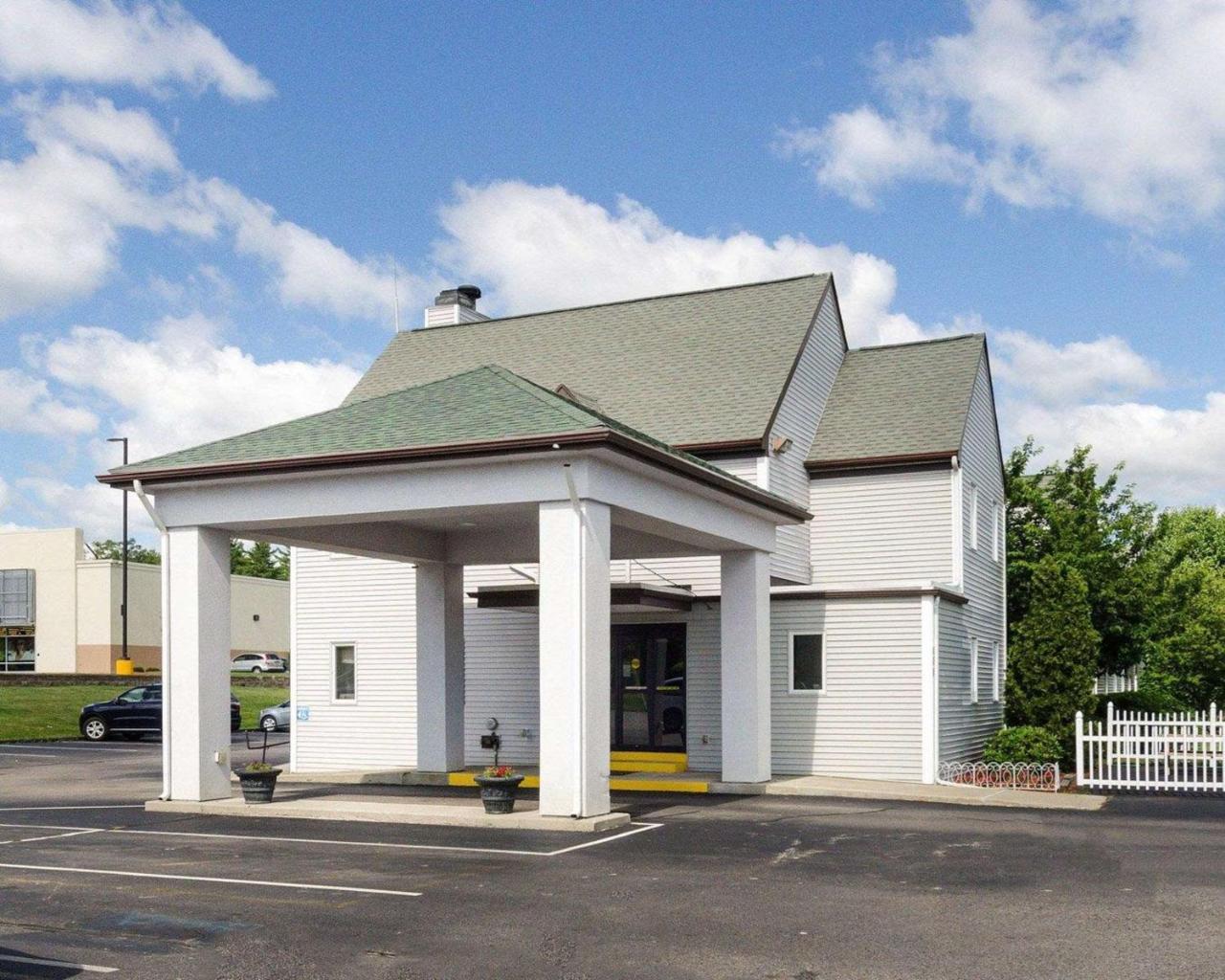 Quality Inn Marlborough Extérieur photo